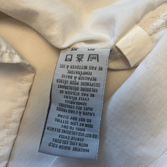 STORMTECH Cap Sleeve White Button Front Shirt Casual Hiking Gorpcore Weekend - Picture 8 of 11